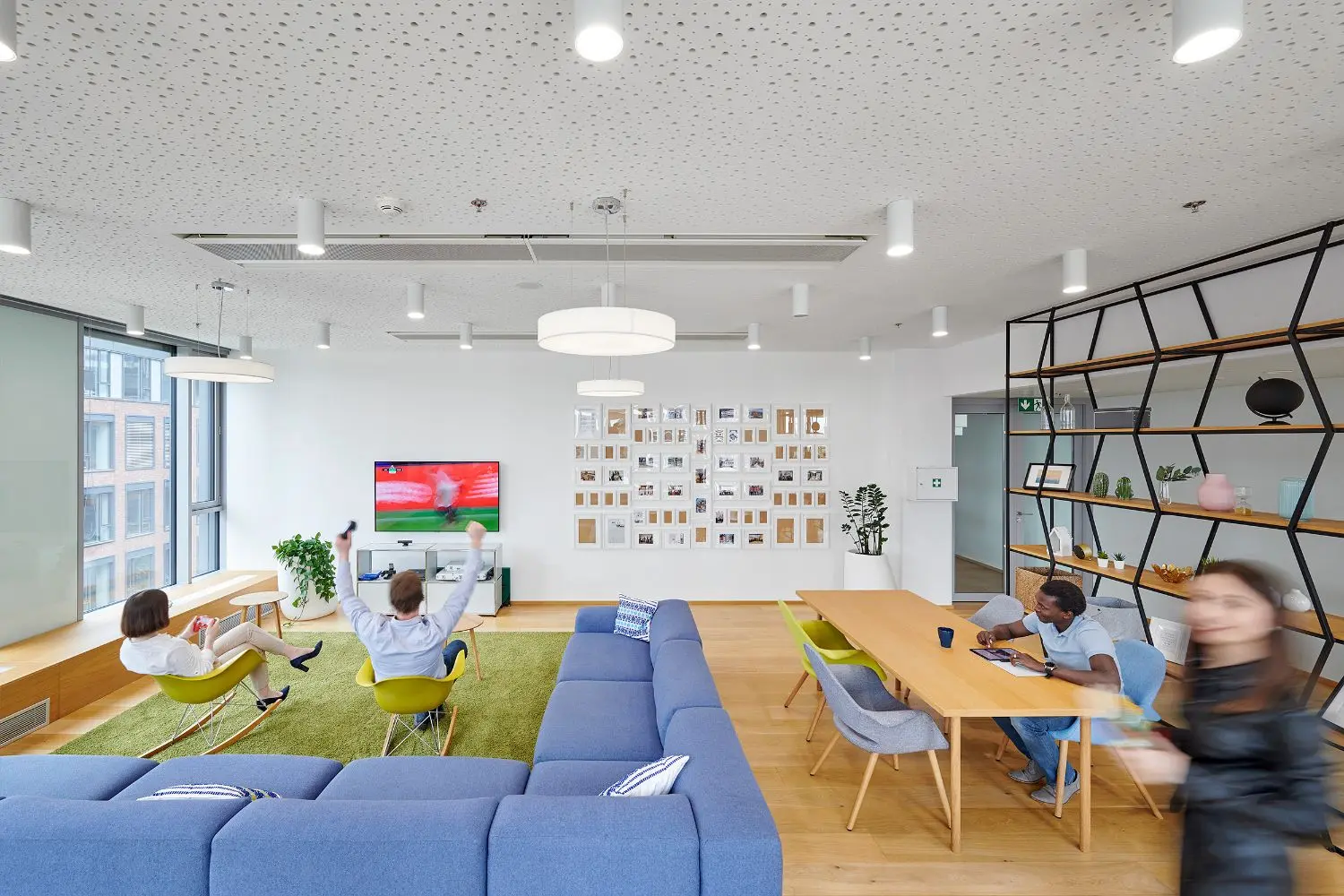 2023-11-sr-careers-bratislava3