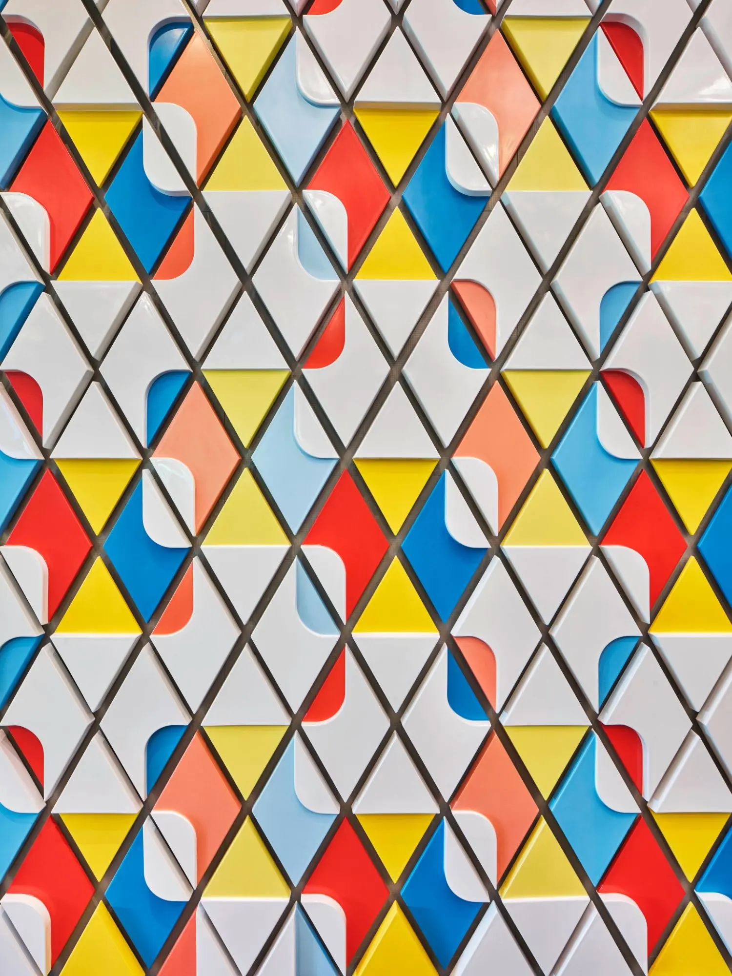 Rehberger's pattern is formed by dynamic color gradients.