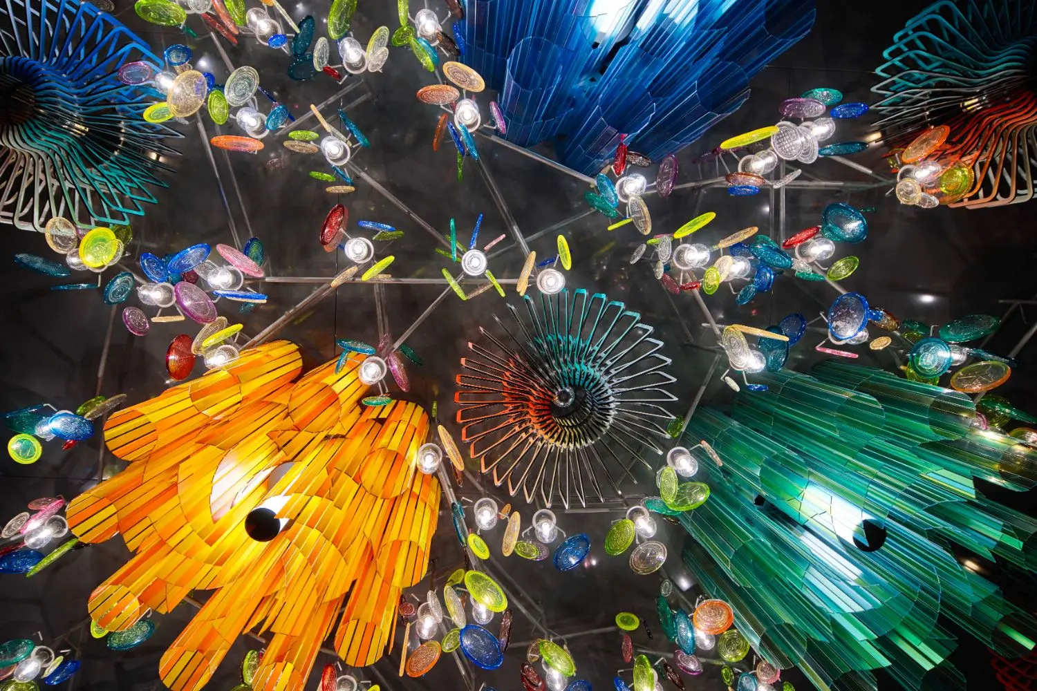 c-white-pardo-rehberger-KL2589-chandelier-c