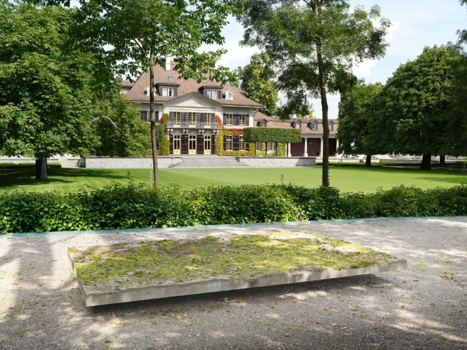 One of the two unusual Concrete Landscapes, created by Fischli/Weiss especially for Swiss Re.