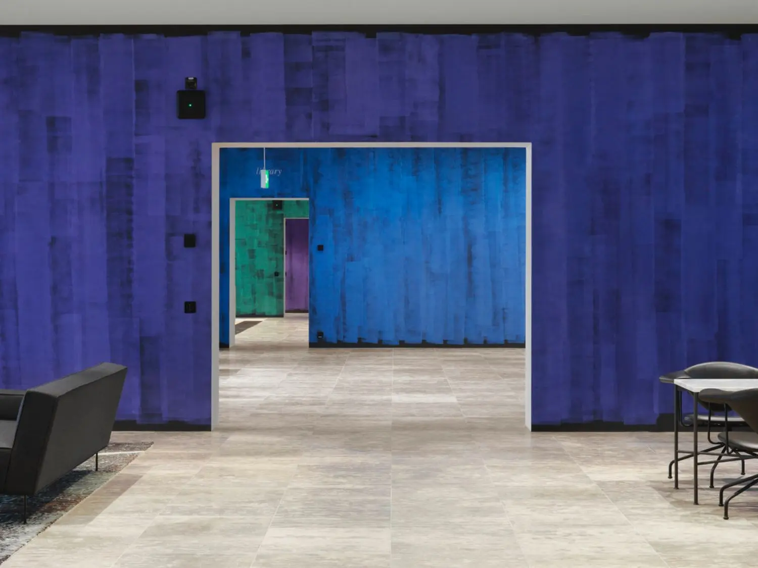 The murals explore the principle of monochromy in abstract painting.