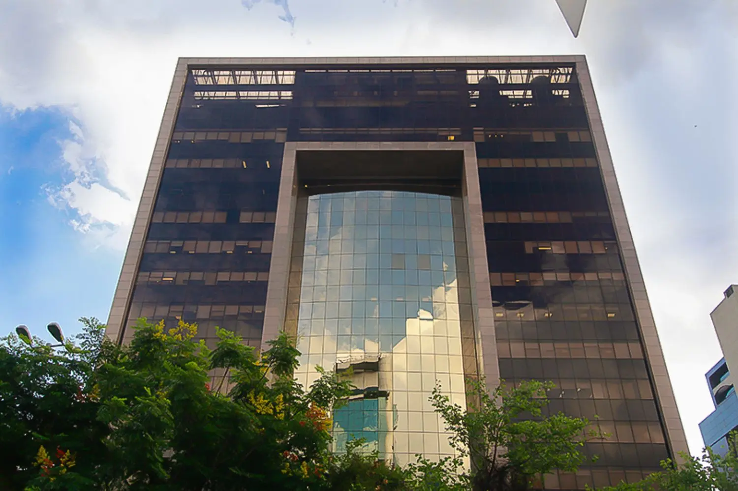 Swiss Re office in São Paulo