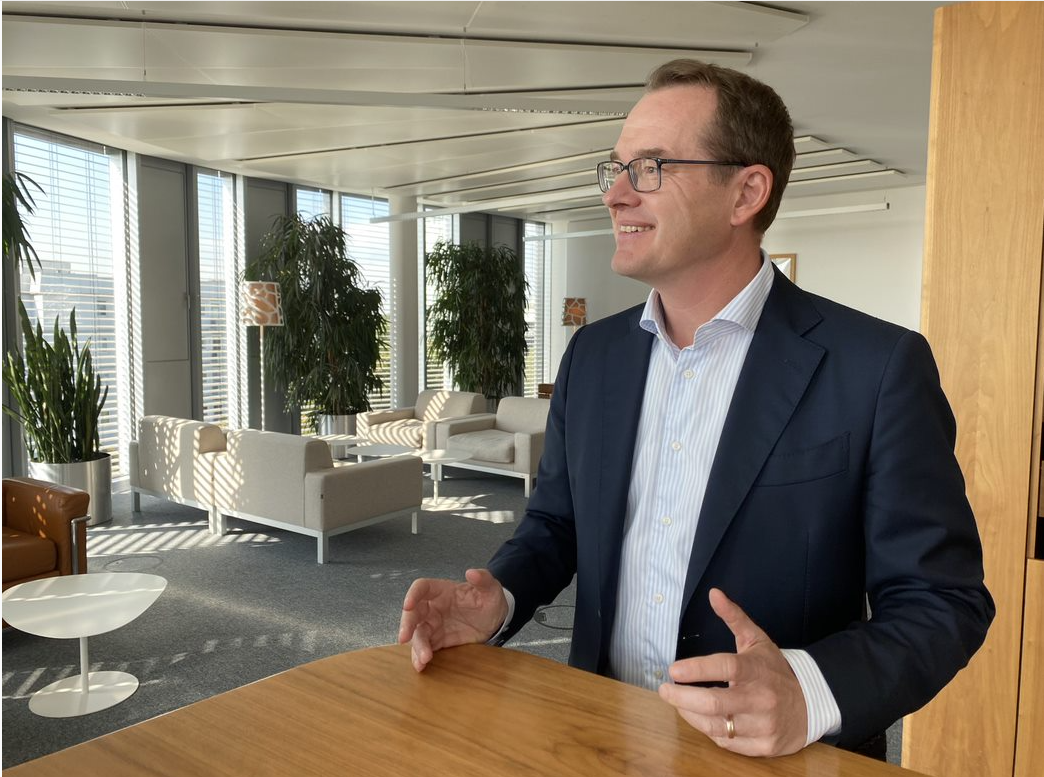 Thorsten Steinmann speaking on the interview.