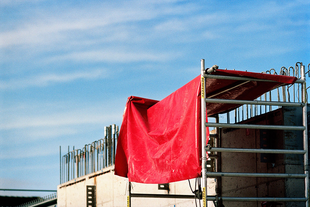 scholz-KL2346-1-das-rote-tuch