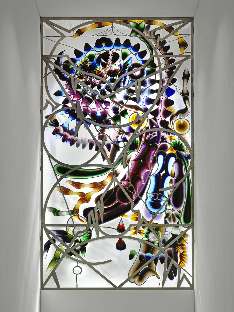 Brätsch uses the one-stroke style, loading her brush with multiple colours.